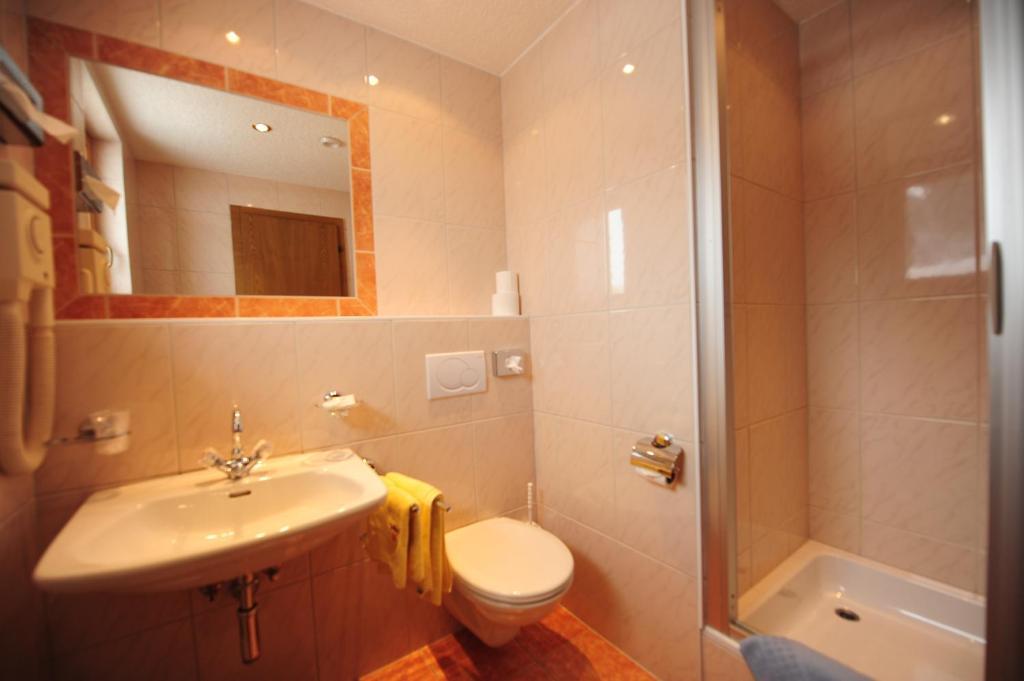 Hotel Toni Galtür Quarto foto