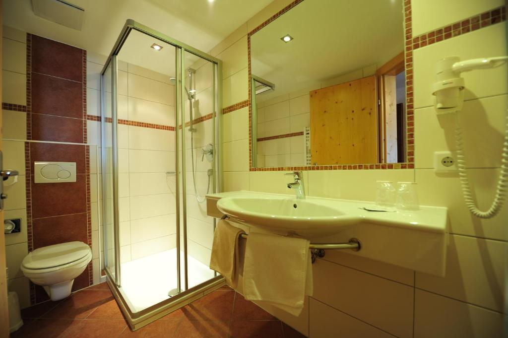Hotel Toni Galtür Quarto foto