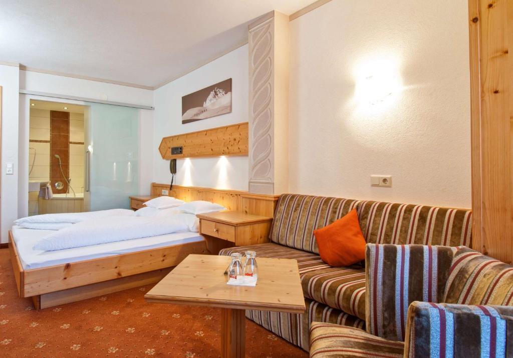 Hotel Toni Galtür Quarto foto